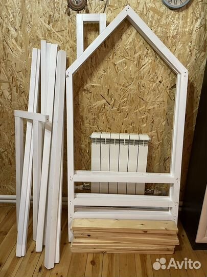 Детская кровать домик