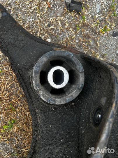 Подрамник Volkswagen Passat