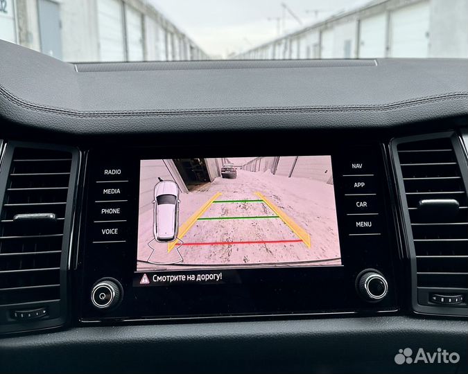 Оригинальная камера заднего вида VAG