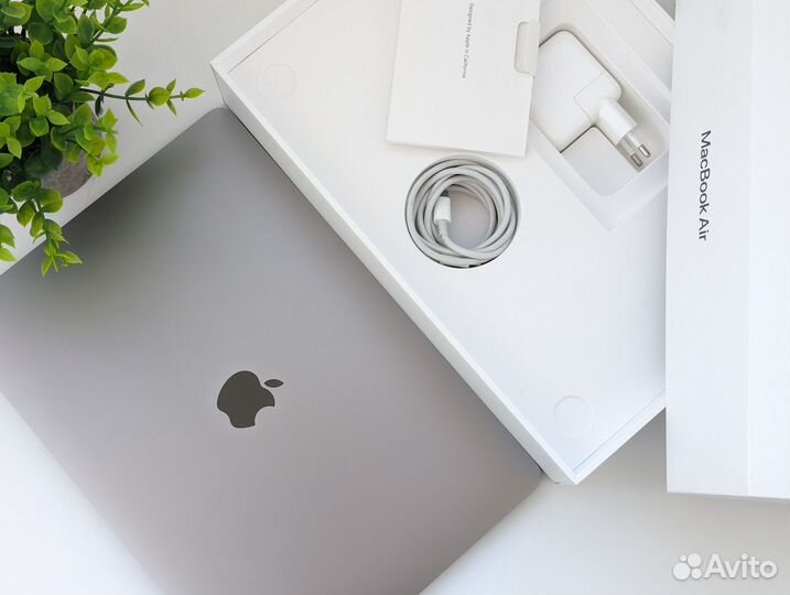 Apple MacBook Air 13 M1 (2020) 256gb Ростест
