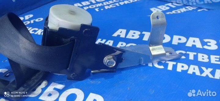 Задний левый ремень безопасности Subaru Forester