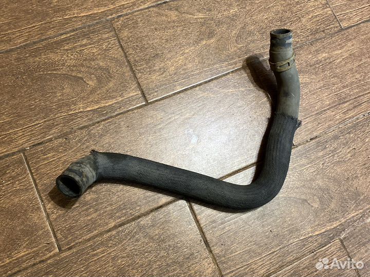 Патрубок радиатора TrailBlazer GMT360