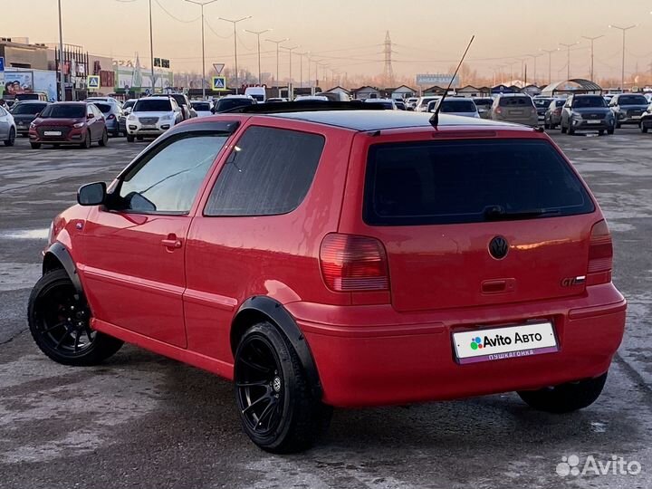 Volkswagen Polo 1.6 МТ, 2001, 100 000 км