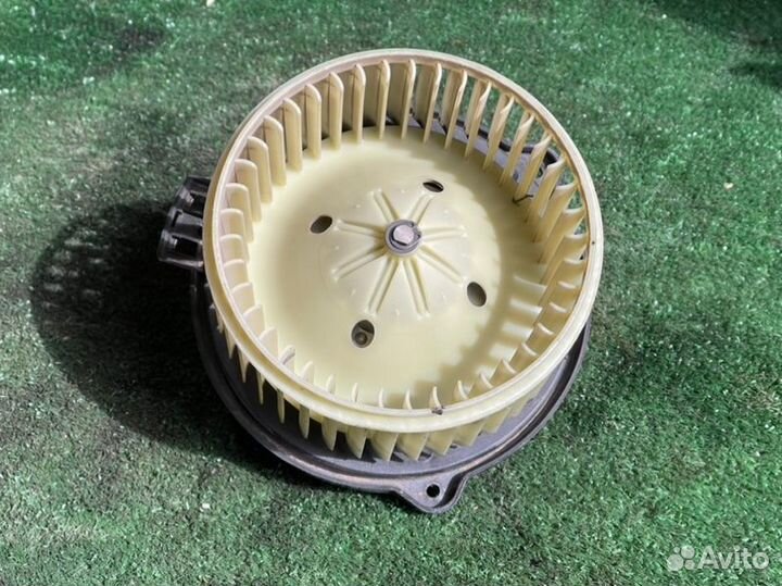 Мотор печки Emgrand Vision