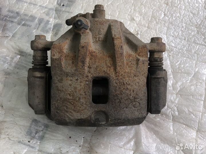 Суппорт тормозной передний Hyundai Sonata 5 тагаз