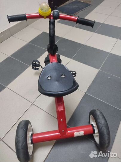 Детский трехколесный велосипед lamborghini