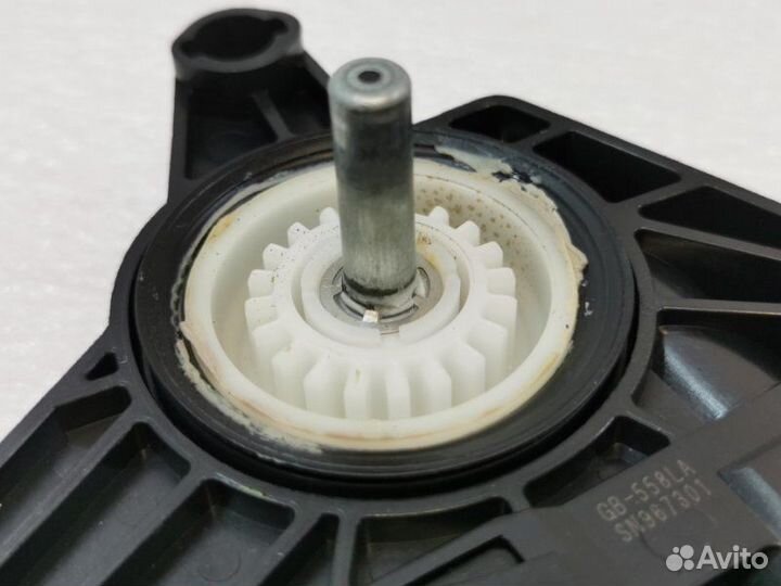 Моторчик стеклоподъемника Mercedes-Benz Glc Coupe