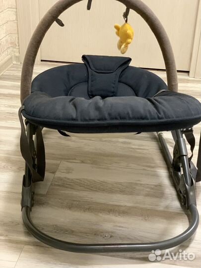 Шезлонг детский