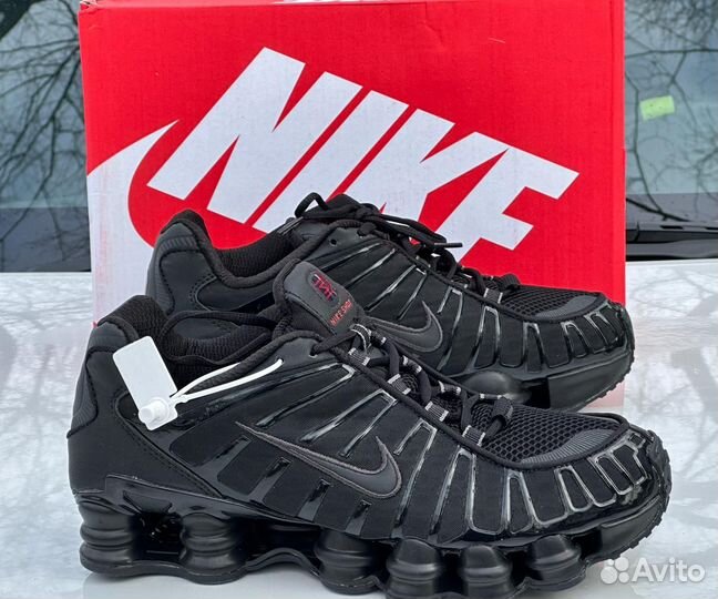 Nike shox tn Black