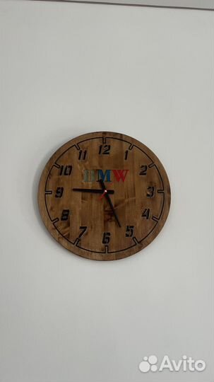 Часы из дерева