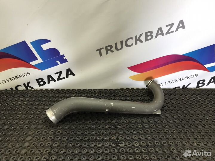 Патрубок интеркулера