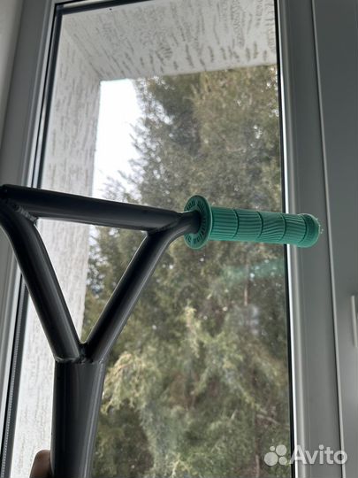 Самокат Mongoose stance PRO