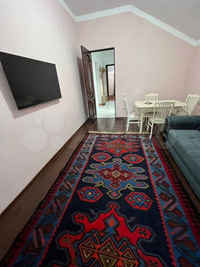 2-к. квартира, 60 м², 3/3 эт.