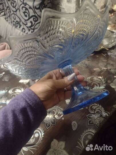 Ваза для фруктов на ножке цветное стекло СССР