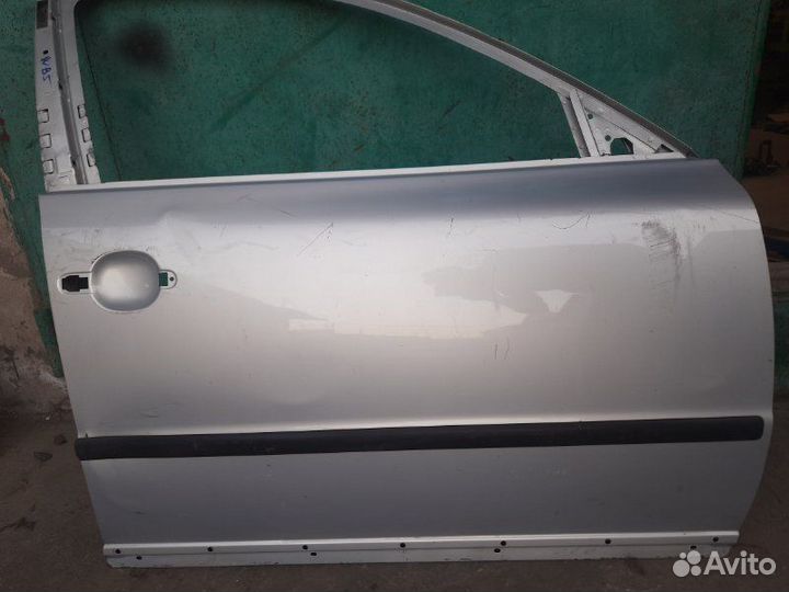 Дверь передняя правая Volkswagen Passat B5 B5+