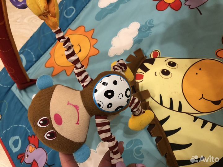 Развивающий коврик