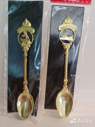Сувениры из разных стран Ложки из Санкт-Петербурга