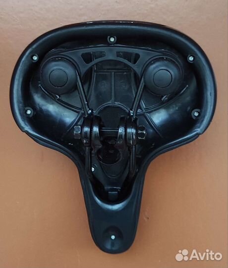 Седло для велосипеда широкое