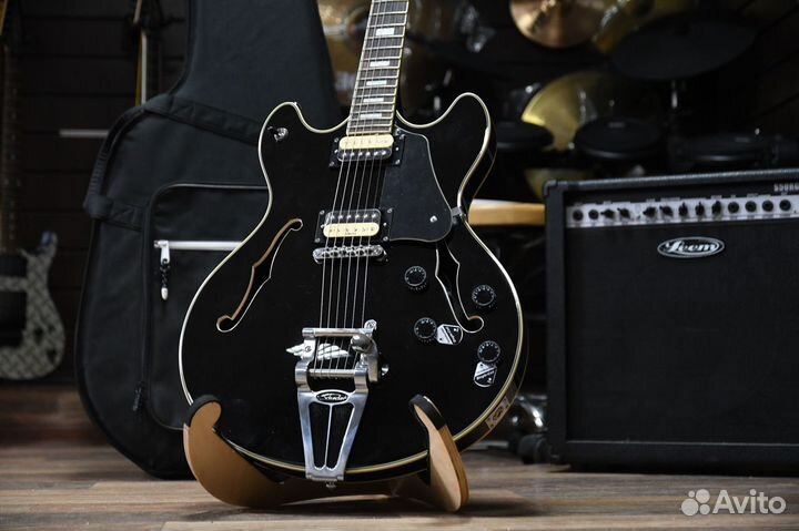 Полуакустическая Гитара + Аксессуары