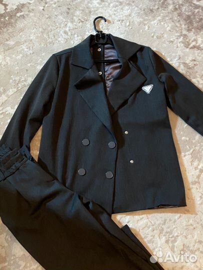 Костюм школьный для девочки 152-158 турция