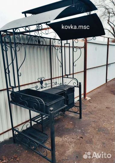Кованые мангалы с крышей