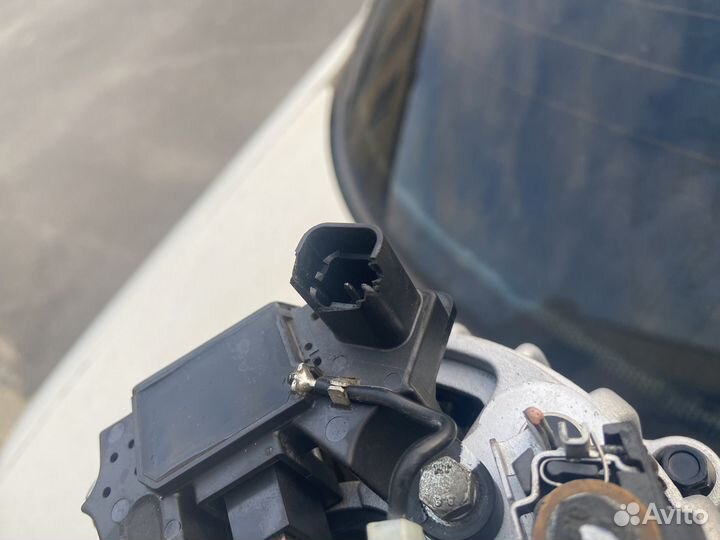 Генератор на LADA largus 90a