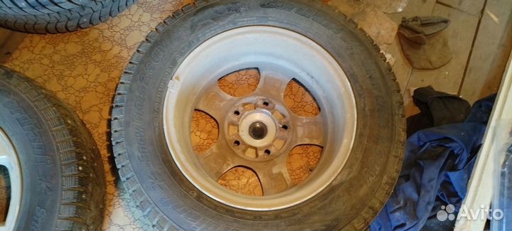 Комплект литых зимних коес r16 шипы