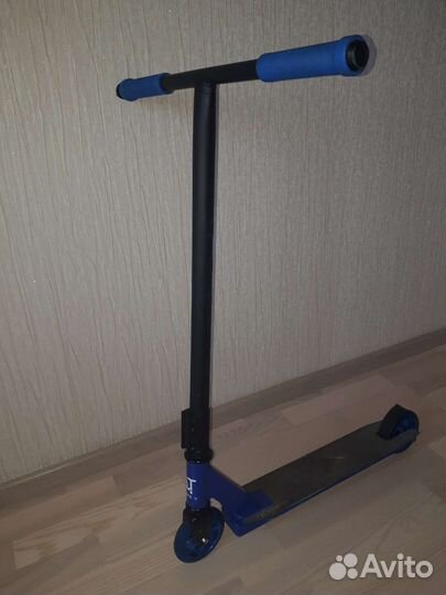 Самокат трюковой