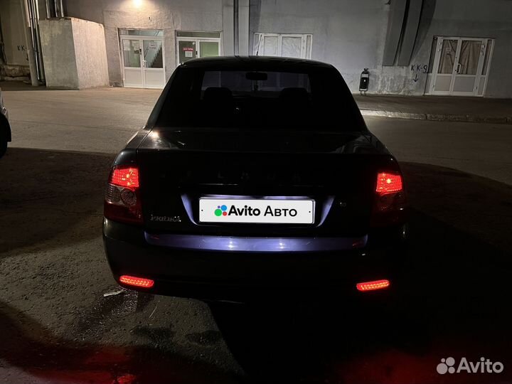 LADA Priora 1.6 МТ, 2013, 200 000 км