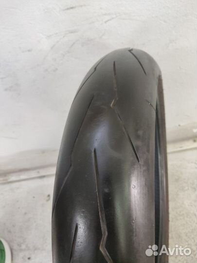 Мотошина Pirelli diablo supercorsa sp 120 70 r17