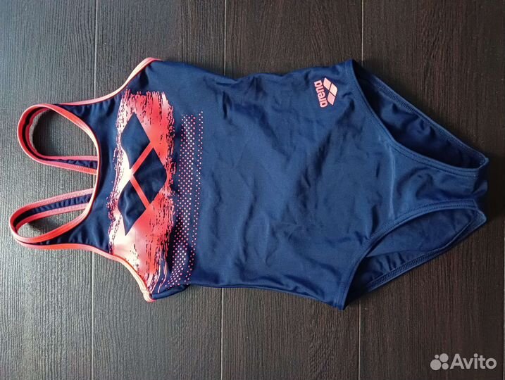 Купальник для спорта и плавания