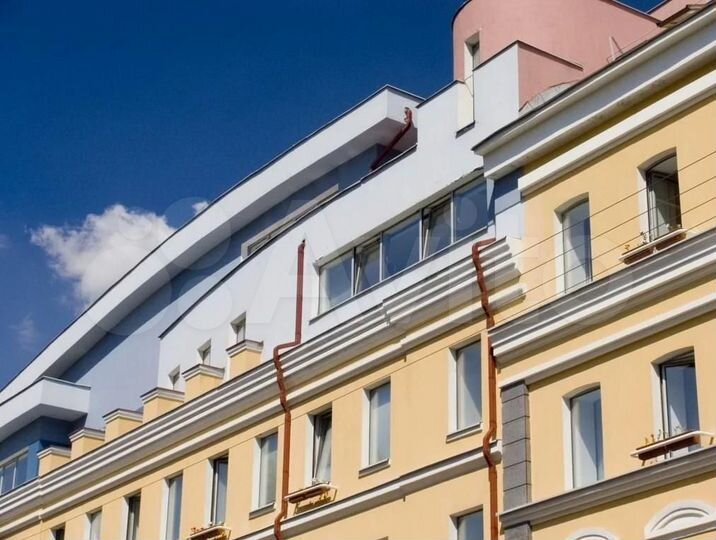 Здание, 5929 м²