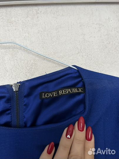 Платье женское