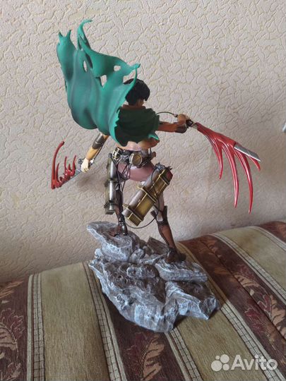 Фигурка аниме Леви Акерман Атака титанов 35см