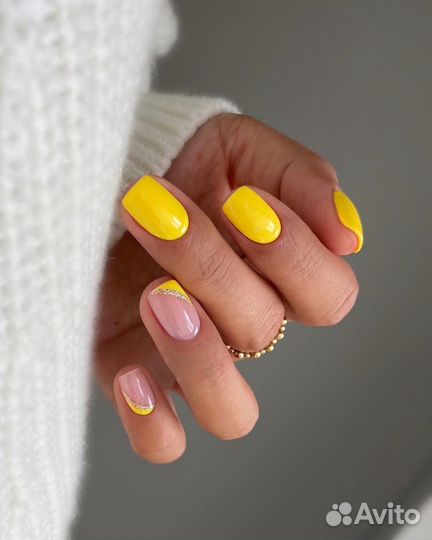 Маникюр в Салоне красоты в Цетре (мастер Полина)