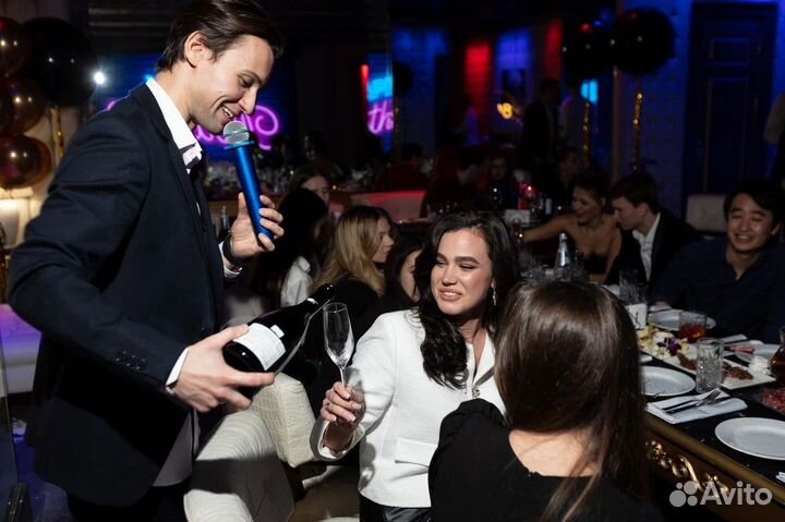 Ведущий мероприятий