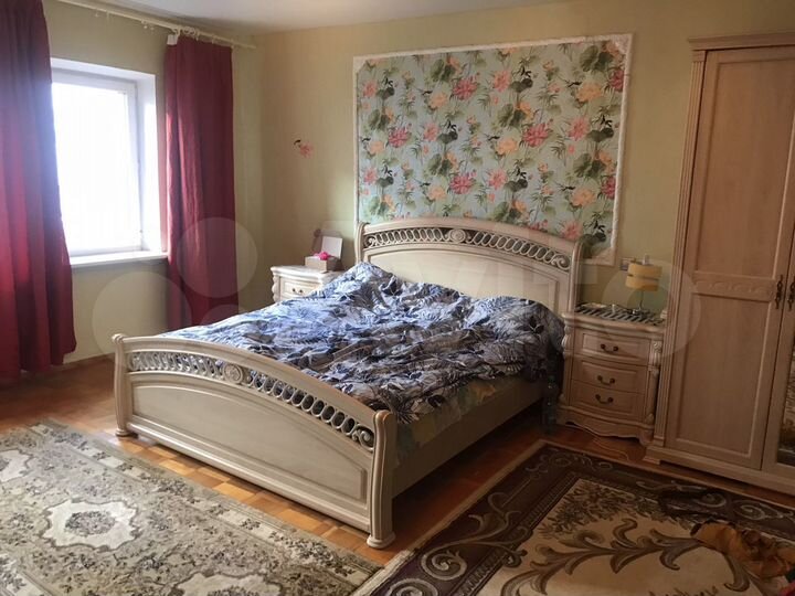 Дом 260 м² на участке 3 сот.