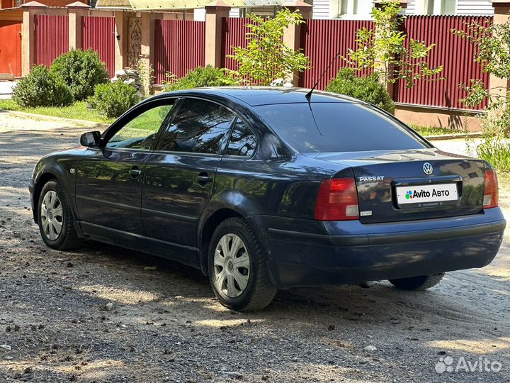 Volkswagen Passat 1.6 МТ, 1997, 300 000 км