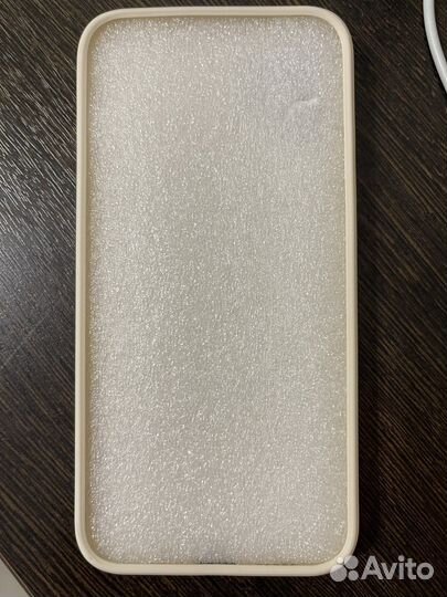 Чехол на iPhone 12