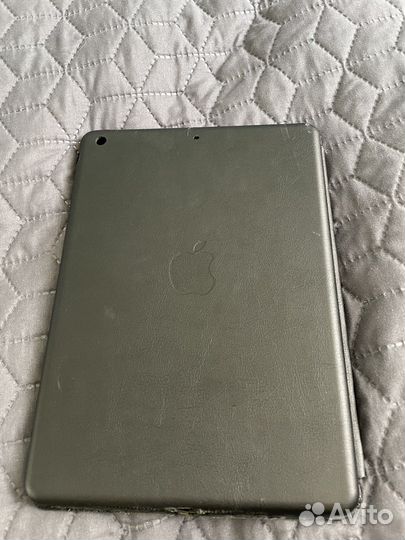 Оригинальный чехол на айпад аир 1