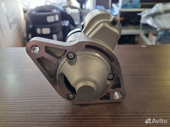 Стартер STV1105BA