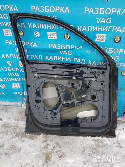 Продается передняя левая дверь Audi q7 2015