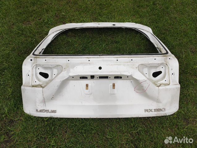 Крышка багажника Lexus RX350