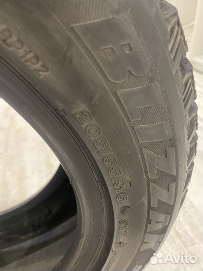 Bridgestone Blizzak Spike-01 205/55 R16 91T