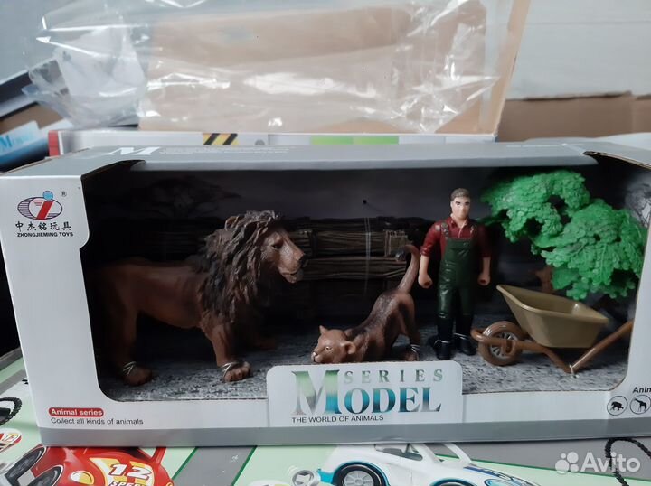 Фигурки животных 3 набора: Львы, Слоны, Олени