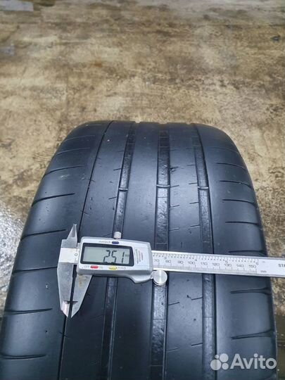 Michelin Pilot Super Sport 245/45 R18 100ZR