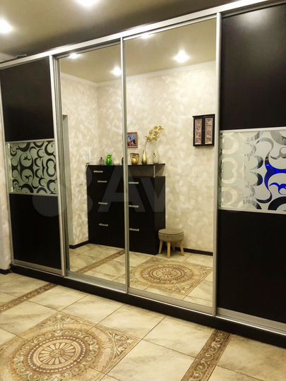 4-к. квартира, 100 м², 5/5 эт.