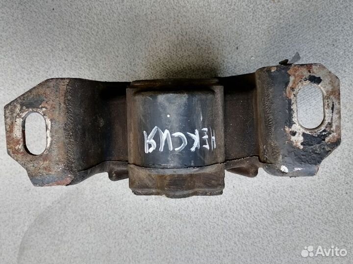 Опора двигателя передн левая Daewoo Nexia 1995-16