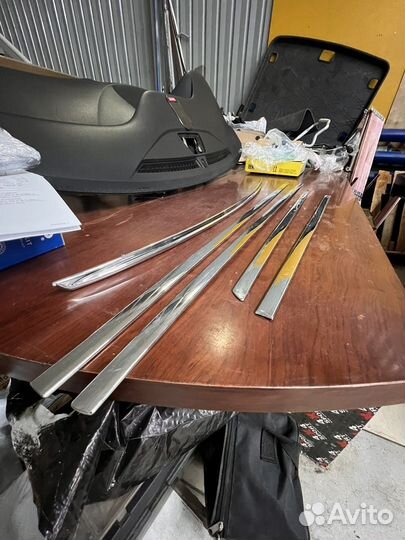 Комплект молдингов хрома Skoda superb 2