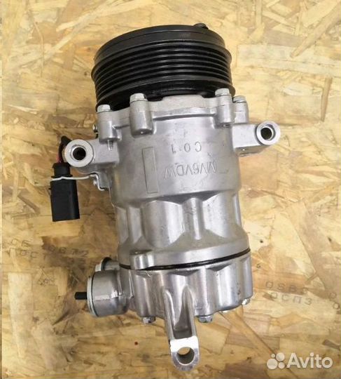 Компрессор кондиционера Polo 11- 6RF820803E